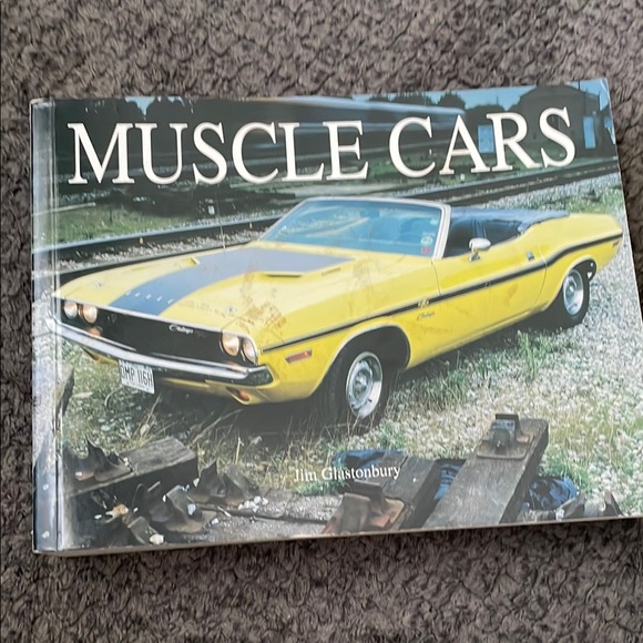 Muscle Cars: Classic American Performance Car Book Glastonbury 2008 - Picture 1 of 7